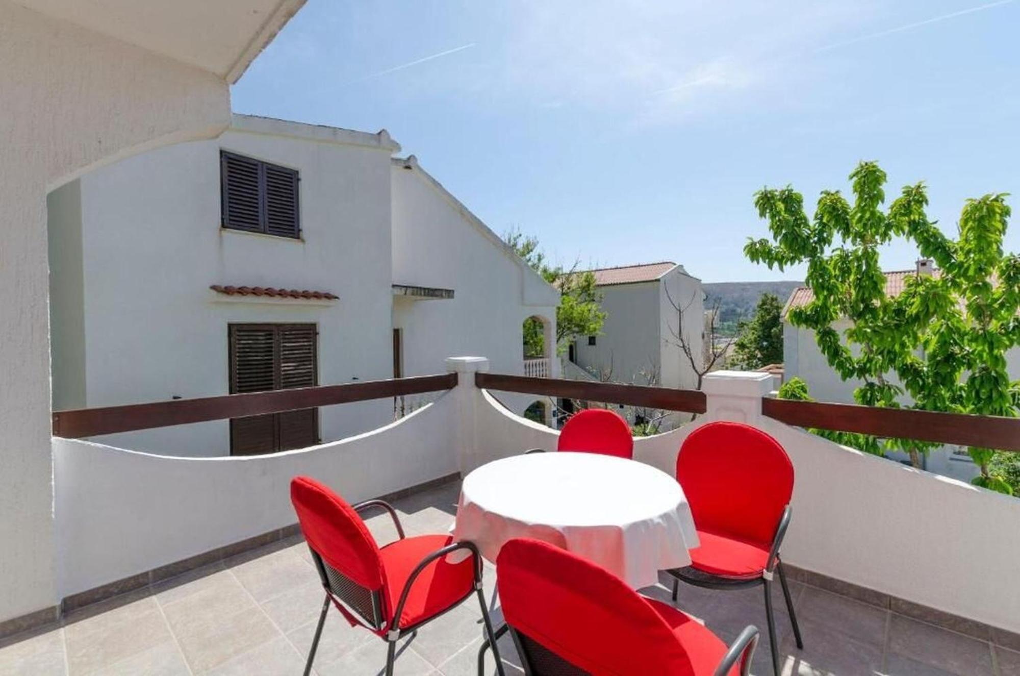 Apartments Spavalo Pag Town Dış mekan fotoğraf
