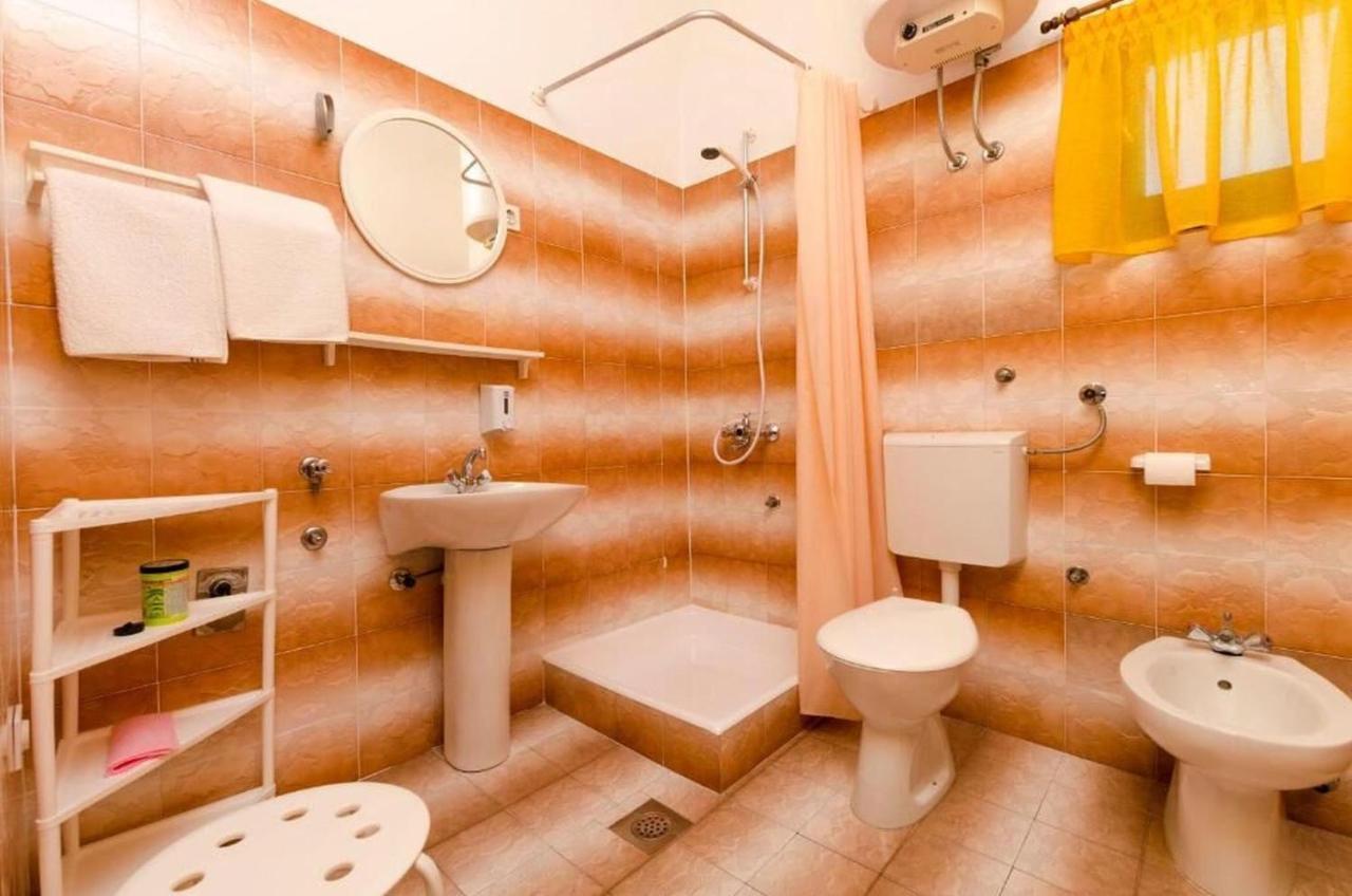Apartments Spavalo Pag Town Dış mekan fotoğraf