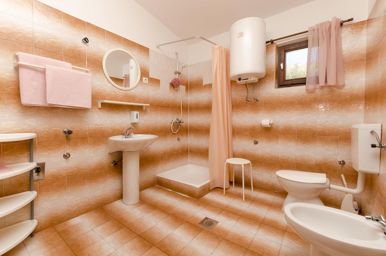 Apartments Spavalo Pag Town Dış mekan fotoğraf