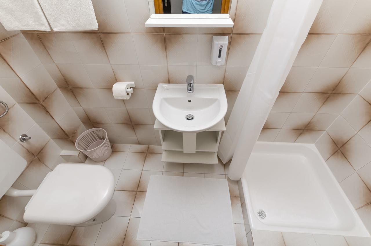 Apartments Spavalo Pag Town Dış mekan fotoğraf