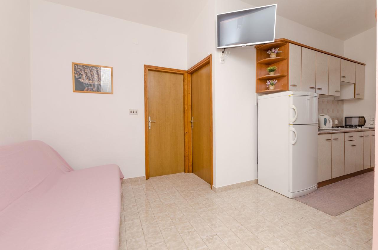 Apartments Spavalo Pag Town Dış mekan fotoğraf